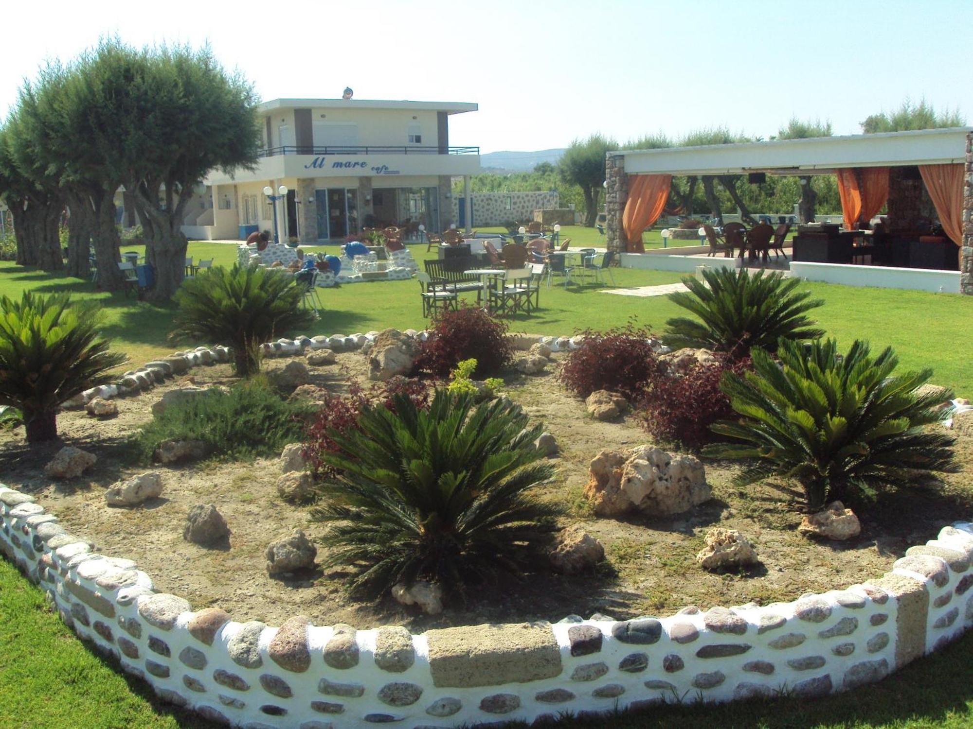 Al Mare Apartments Afantou Exteriör bild