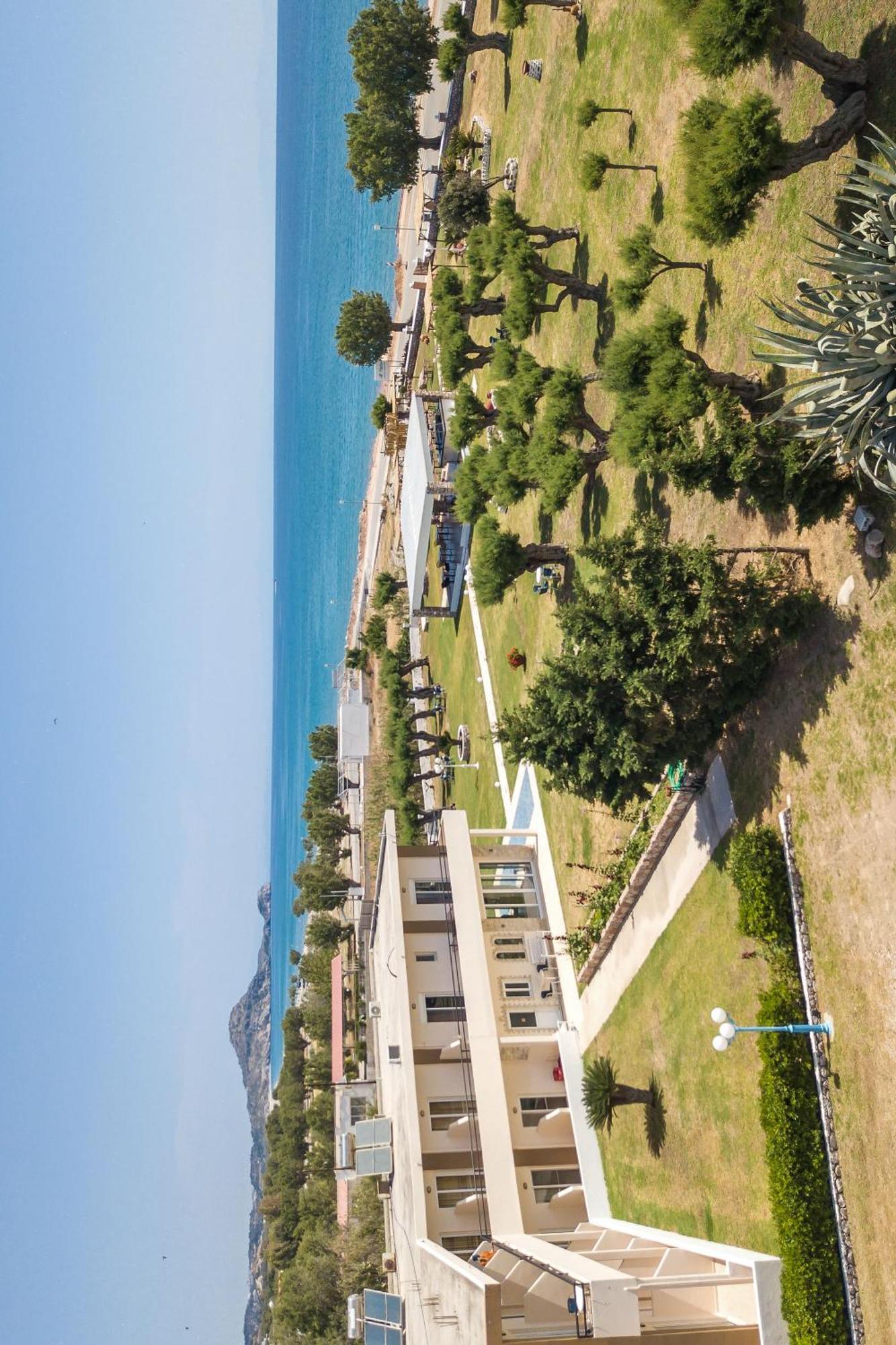 Al Mare Apartments Afantou Exteriör bild